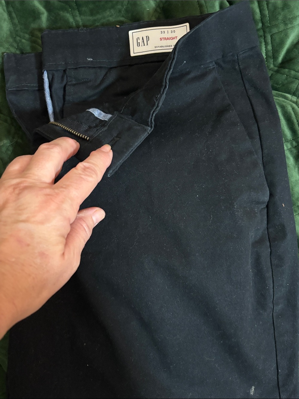 GAP Men’s Straight Chino Pants - Black